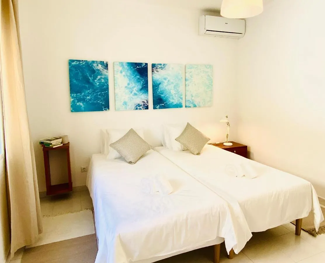 Apartamento Na Praia Carvoeiro  Portugal